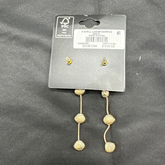 Torrid Linear Earrings Gold Tone Beaded Scalloped Sea Shells Tropical Dangle New - Picture 3 of 4